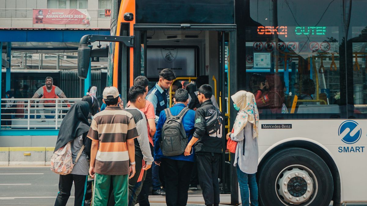 How to Travel by Bus Without an ID