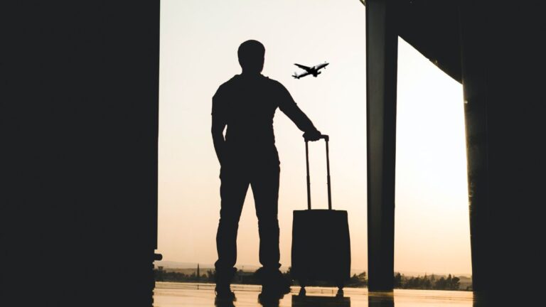 What Are the Chances of Getting on a Standby Flight? Unpacking the Odds & Tips