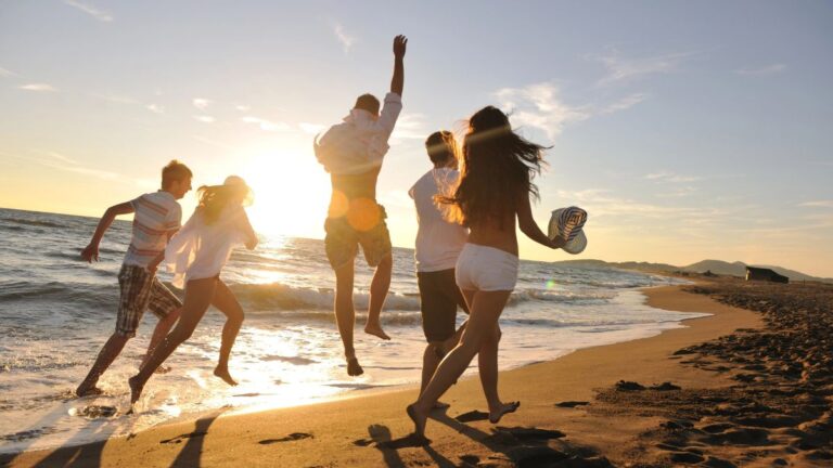 10 Summer Things to Do with Friends: Unforgettable Experiences Awaiting
