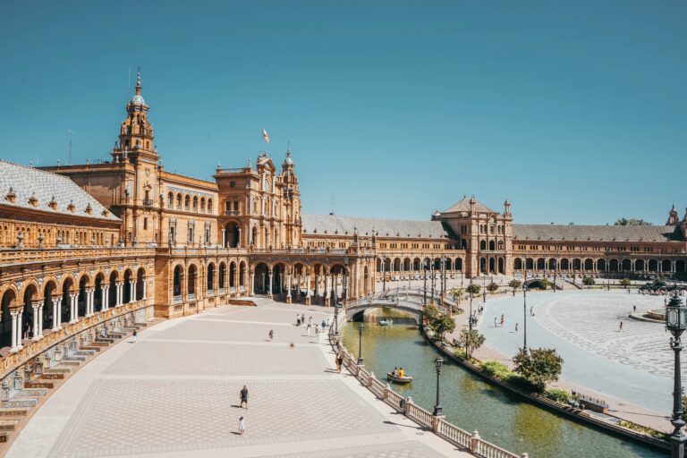 10 Best Things to Do in Seville for Flamenco Dancing and Moorish Palaces