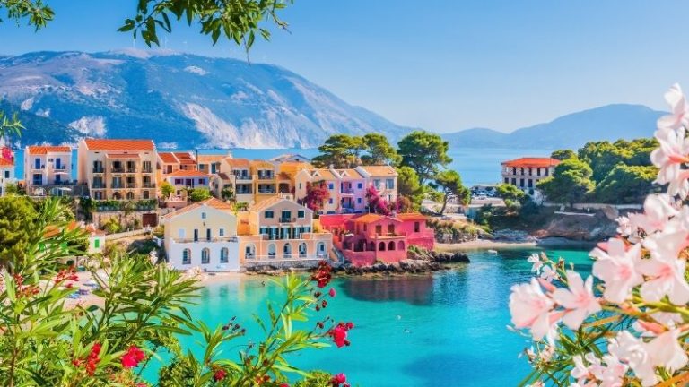 Best Time to Visit Greece