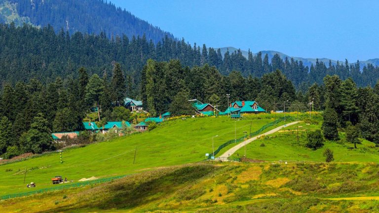 India Agrees World Bank Funding for Nine Kashmir Tourist Sites