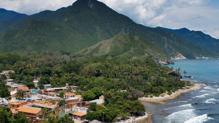 U.S. Eases Travel Advisory for Venezuela