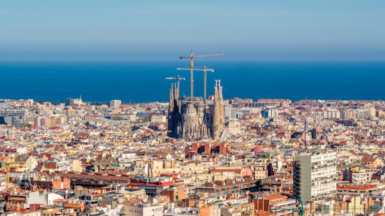 Spain Enforces Stricter Regulations on Short-Term Tourist Rentals in Urban Areas