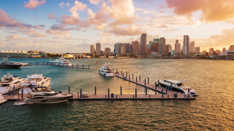 Fort Lauderdale Airport Records Over 200 Flight Disruptions