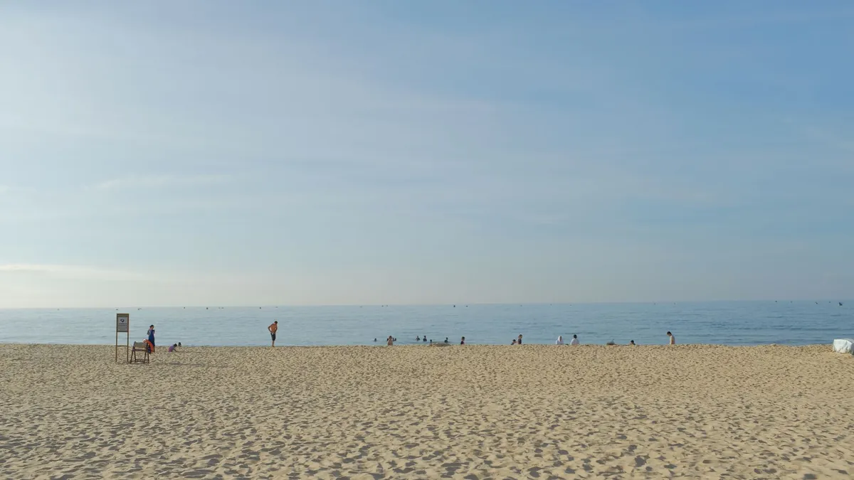 10 Gorgeous Coastal Destinations That Get Cheap After Labor Day