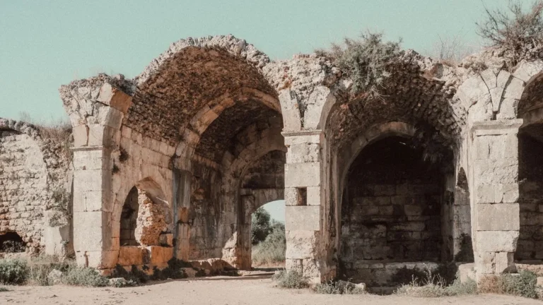 7 Underrated Historic Sites Rivaling Famous Landmarks
