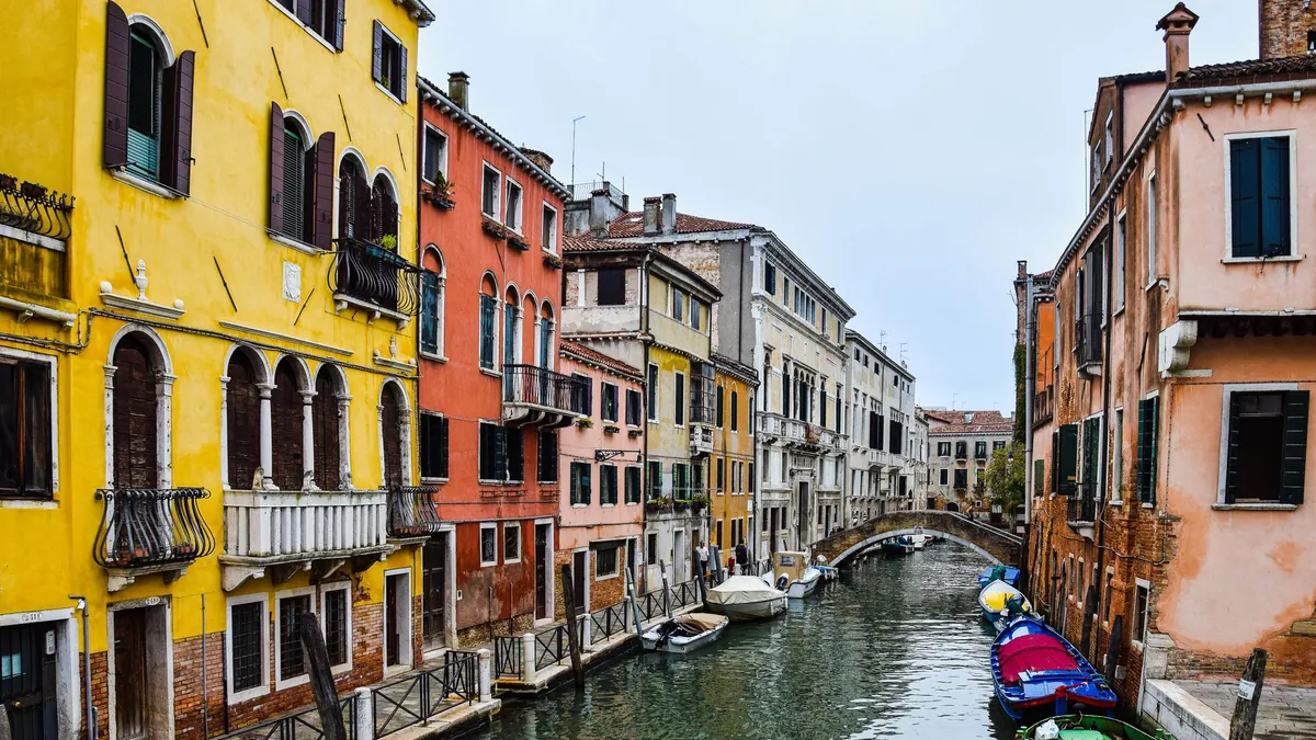 9 European Canal Towns Prettier & Cheaper Than Venice