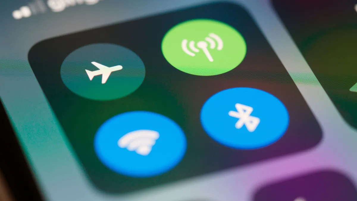 Airport Wi-Fi Security Risks for Travelers