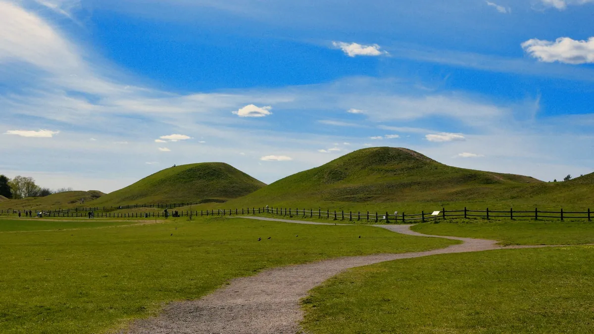 Cahokia Mounds