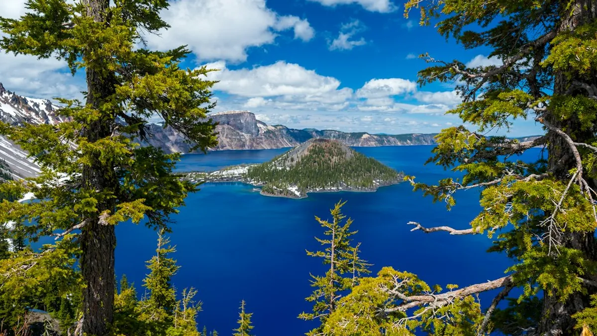 Crater Lake, Oregon