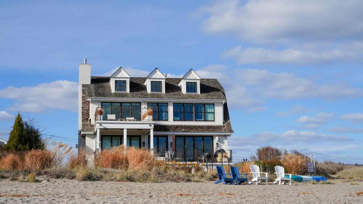 Deceptive Property Photos Create Unrealistic Expectations and Disappointment Upon Arrival