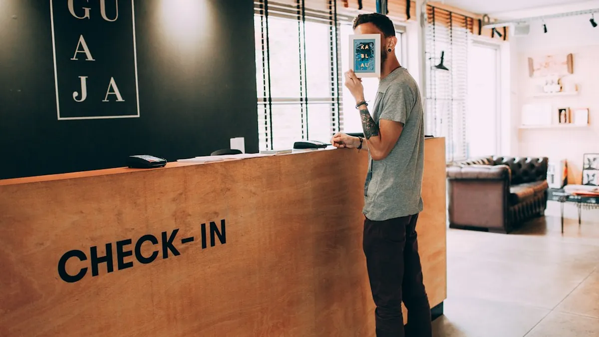 Direct Hotel Booking: Better Perks at the Front Desk