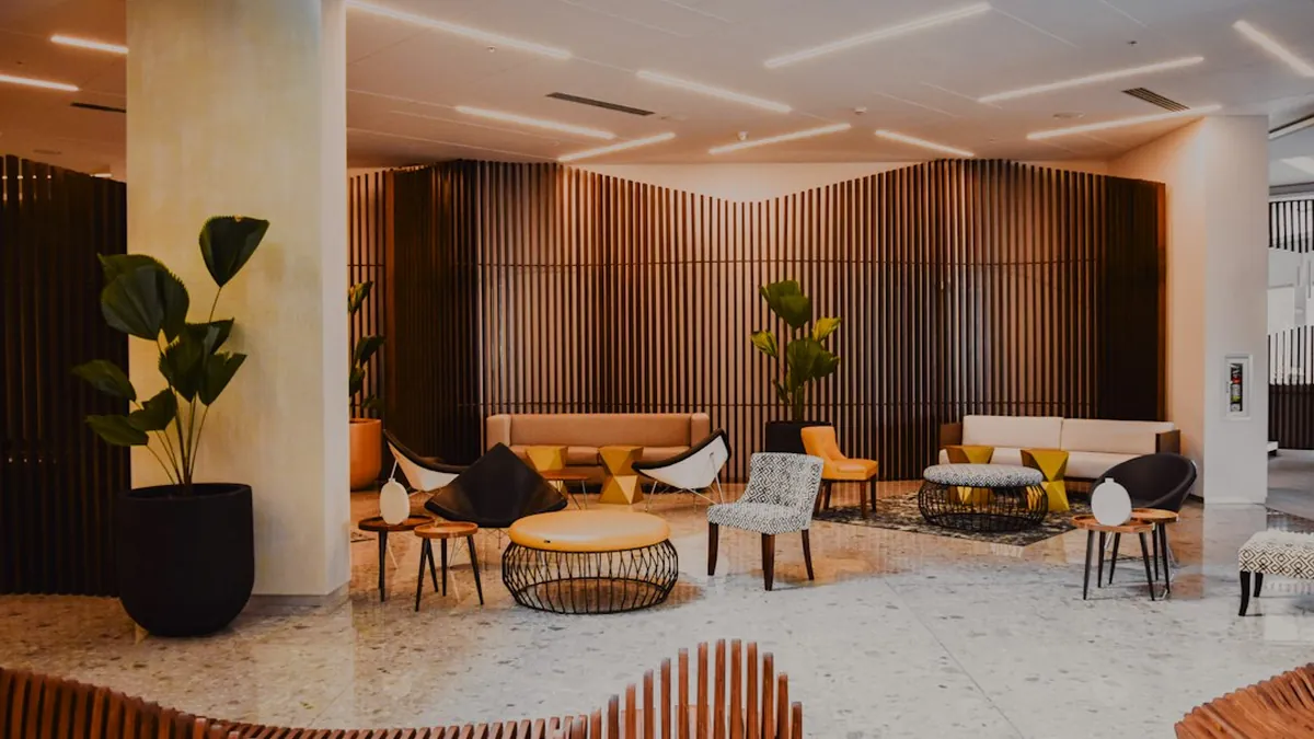 Early Check-In Hotel Fees: How to Get Them Waived