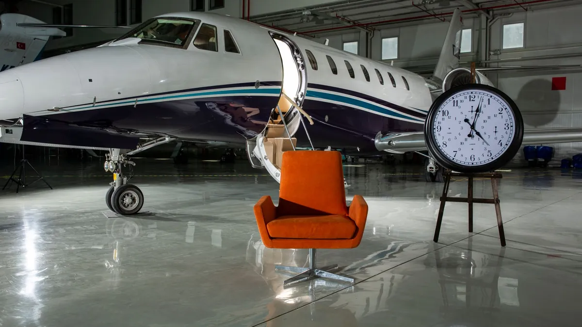 Flight Delay Refund: Legal Rights When Delayed 3+ Hours