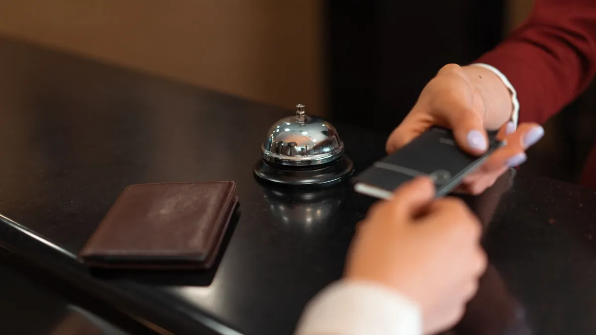 Hotel Elevator Key Cards: Security & Bypass Methods