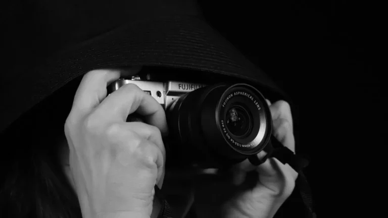 How to Detect Hidden Cameras & Two-Way Mirrors