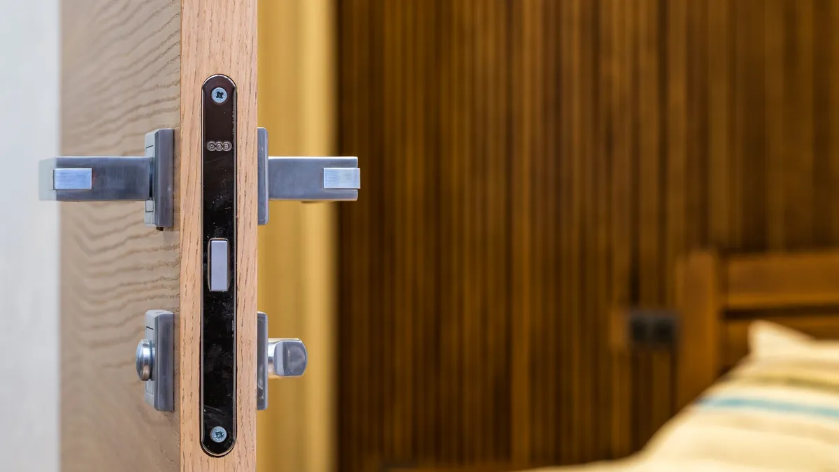 How to Tell if a Hotel Balcony Door Lock Has Been Tampered With