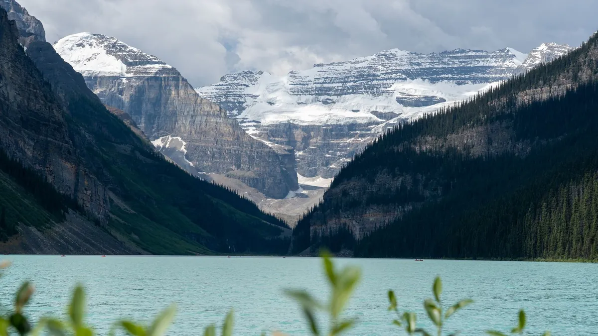 Lake Louise to Golden Triangle Route with Spiral Tunnels and Kicking Horse Pass Highlights