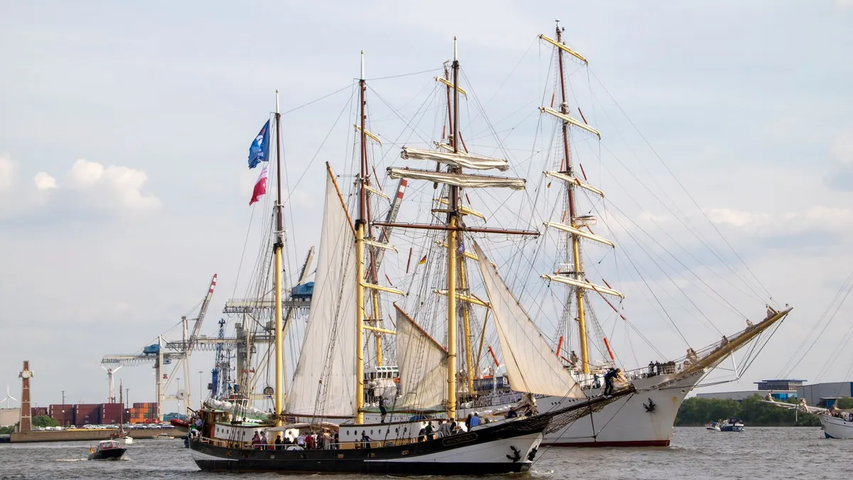 Last Sailings of Seasonal Routes Before Ship Repositioning