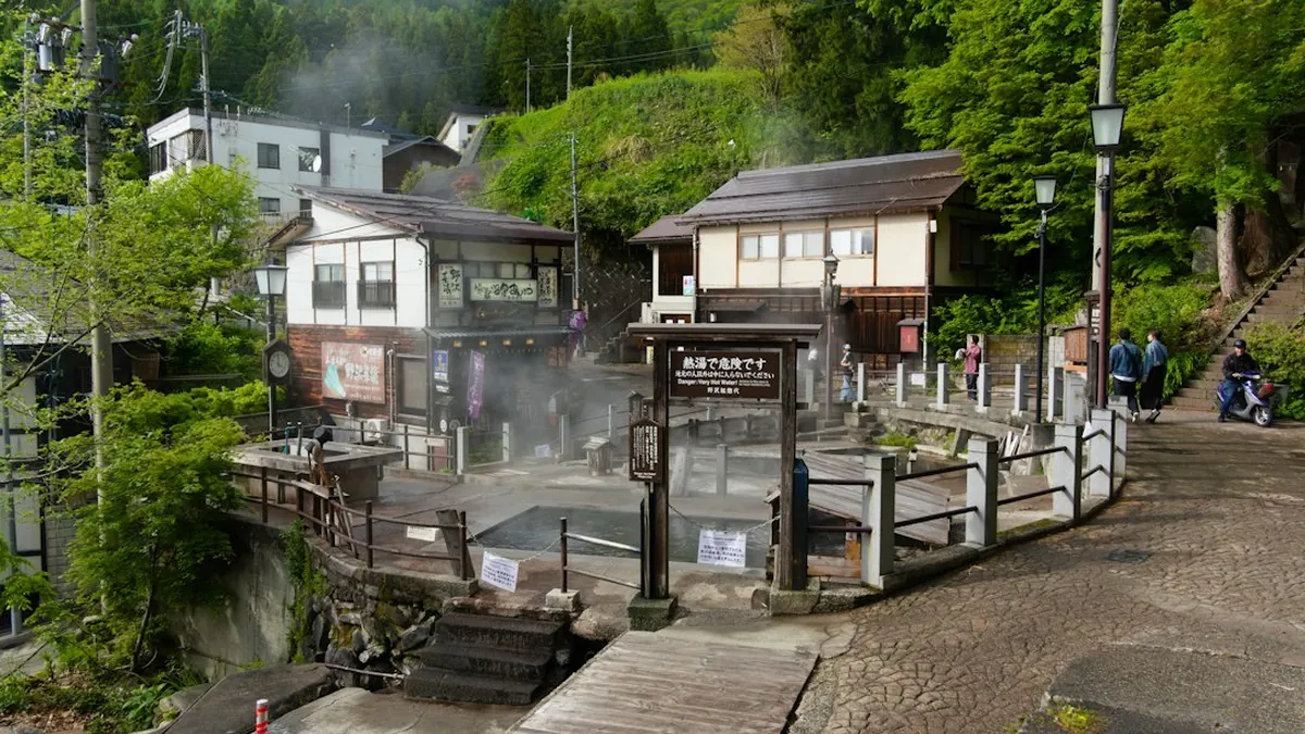 Observe Proper Onsen and Public Bathing Etiquette With Cleanliness First
