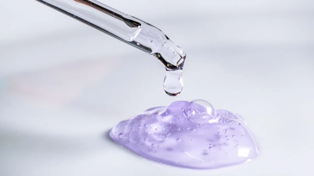 Overstuffing Liquids and Gels Beyond the 3