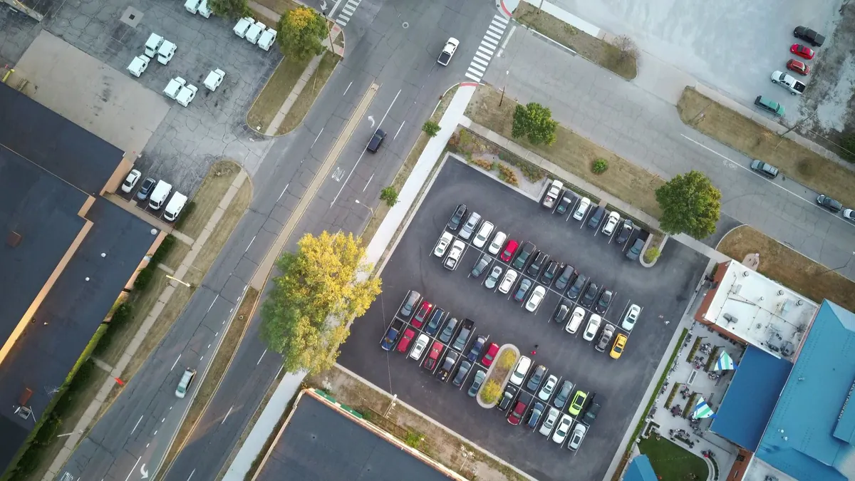 Parking Fees and Vehicle Amenity Surcharges at Urban Properties
