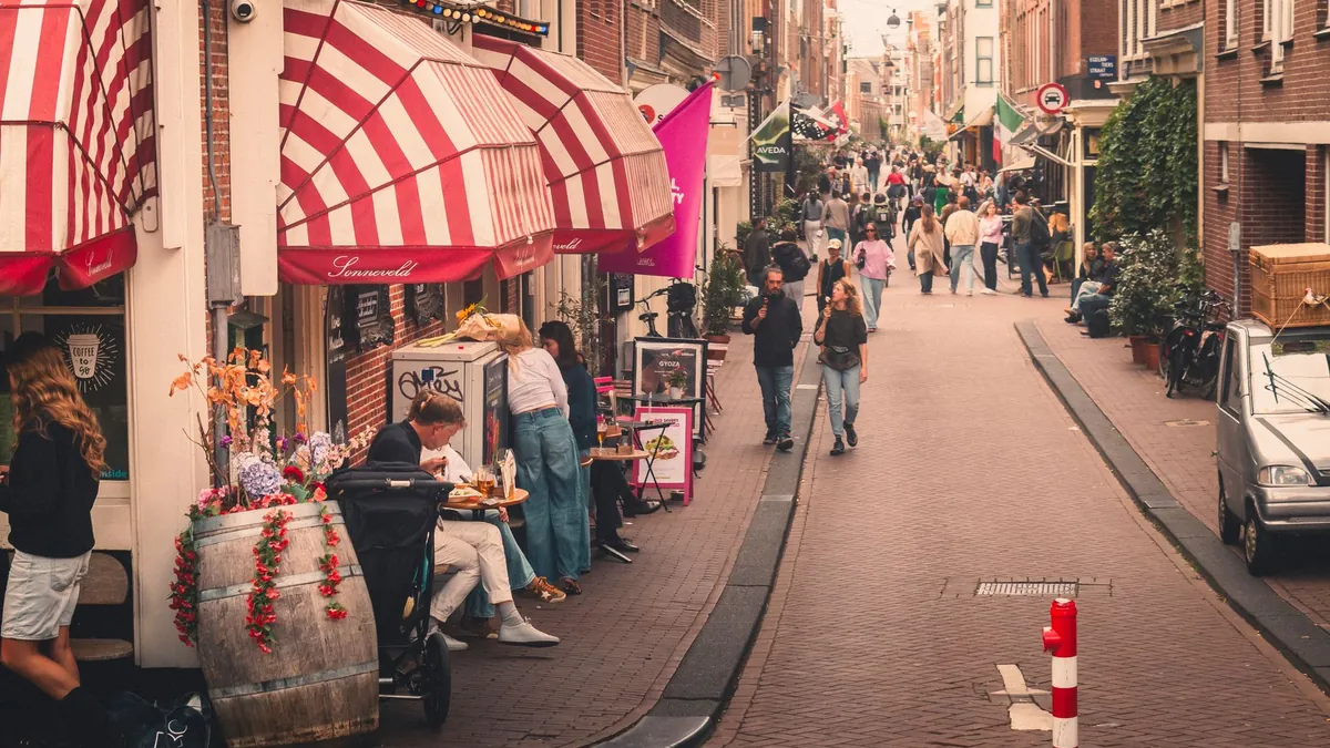 Tourist Pricing at European Cafes by Seating