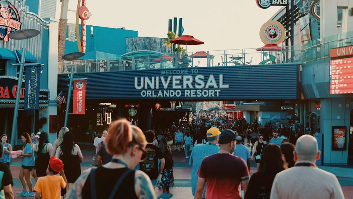 Why Buying Theme Park Tickets at Gate Costs More