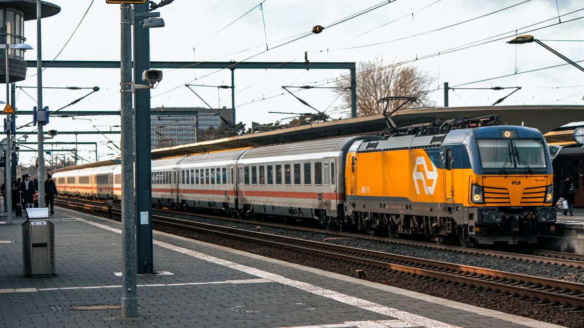 Why Train Travel Costs More Than Flying in America