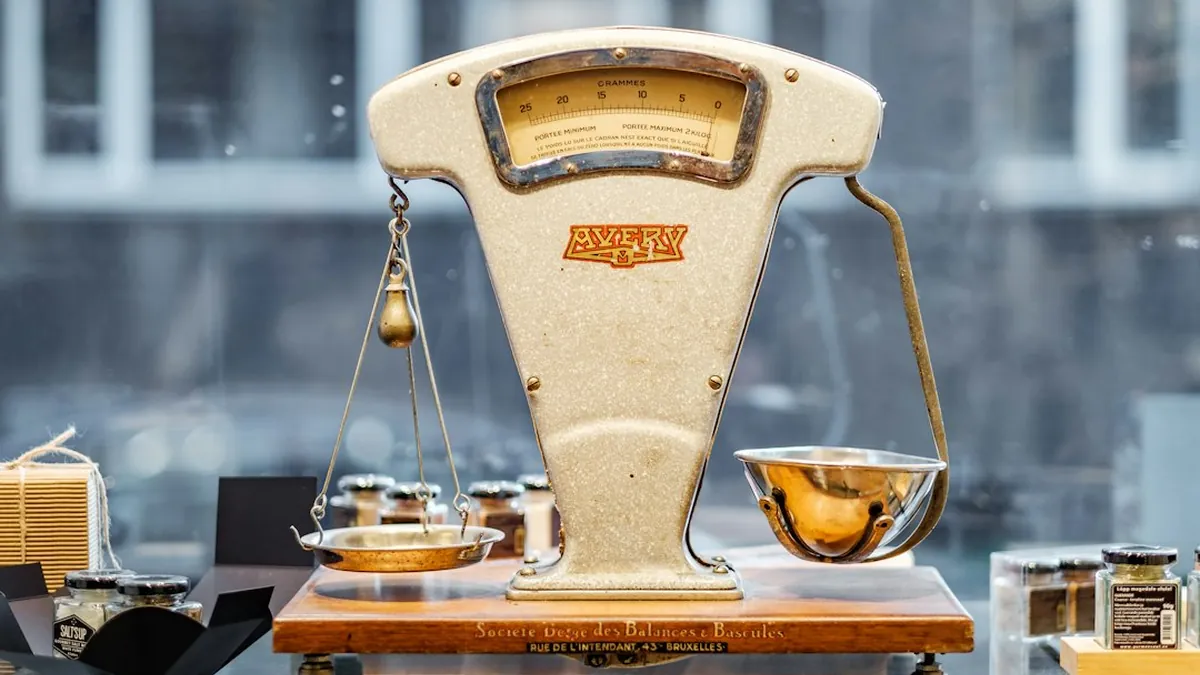 Why You Should Bring a Portable Luggage Scale Abroad