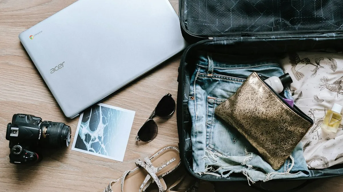 Why You Should Photo Your Open Luggage Before Flying